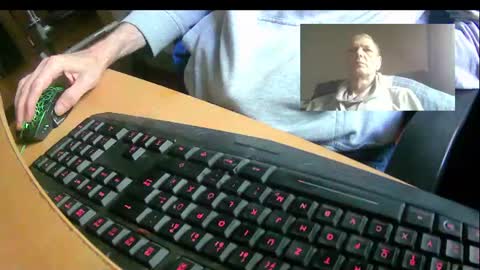 Snapshot of bremer64 chatting on August 6, 2026, 10:39 am bremer64 online show from August 6, 2026, 10:39 am