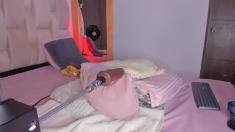 Snapshot of brenda_ruiz_ chatting on June 14, 2026, 11:45 am Branda online show from June 14, 2026, 11:45 am