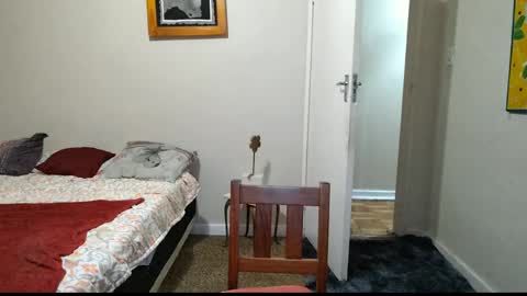 ask me lol online show from March 5, 2025, 4:02 am