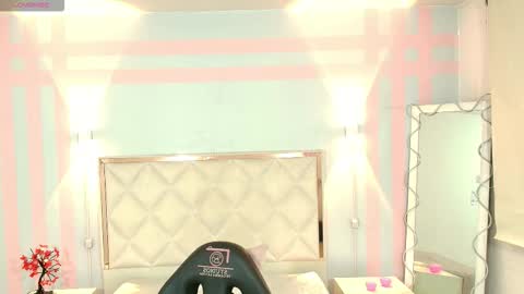 BRENDDA  online show from January 11, 2026, 3:00 am