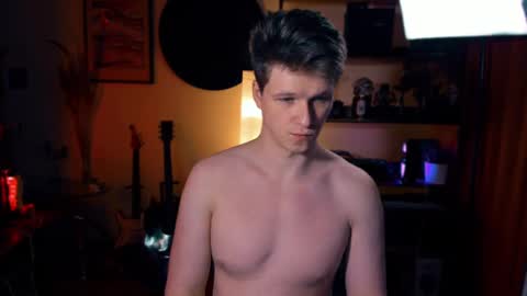 Snapshot of brestonsweet chatting on March 6, 2025, 5:33 pm brestonsweet online show from March 6, 2025, 5:33 pm