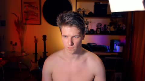 Snapshot of brestonsweet chatting on March 9, 2025, 11:03 pm brestonsweet online show from March 9, 2025, 11:03 pm