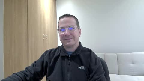 Brett online show from November 17, 2025, 3:07 pm