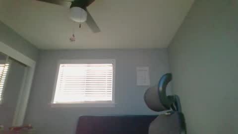 hey online show from March 7, 2026, 5:32 pm