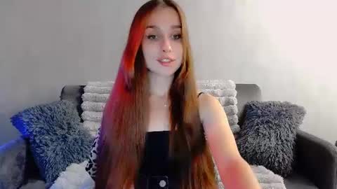 bri_fox online show from August 7, 2026, 8:33 pm