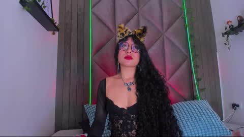 B R I A  online show from November 30, 2025, 11:25 am