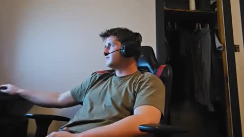 brian7891012 online show from January 15, 2026, 9:29 pm