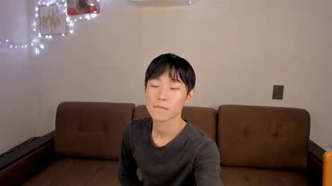 Snapshot of brian_stars chatting on February 2, 2025, 11:30 am Brian boy online show from February 2, 2025, 11:30 am