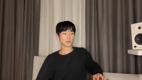 Snapshot of brian_stars chatting on February 20, 2025, 10:48 pm Brian boy online show from February 20, 2025, 10:48 pm