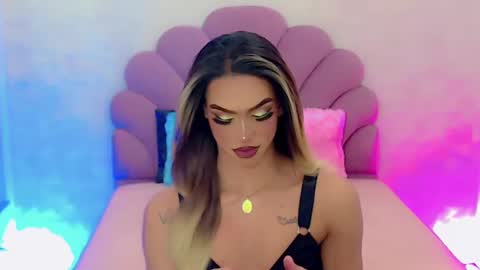 Snapshot of briana_sex32 chatting on January 29, 2025, 5:19 am BRIANA online show from January 29, 2025, 5:19 am