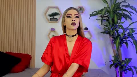 briana_white online show from October 14, 2025, 5:47 pm