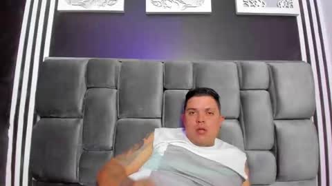 brianhot_fire online show from November 29, 2025, 4:26 am
