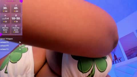 Snapshot of brianna_bigboobs chatting on June 11, 2026, 11:08 am online show from June 11, 2026, 11:08 am