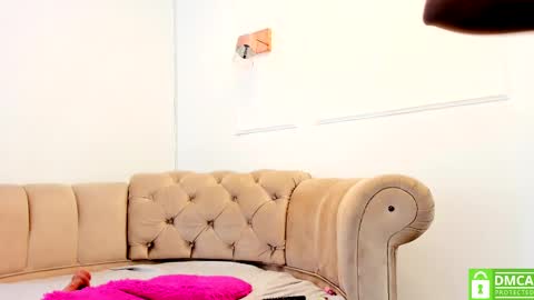 Brianna  online show from February 11, 2025, 4:35 pm