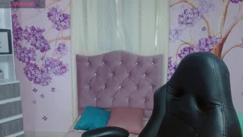 DAYANNA online show from March 11, 2025, 12:50 pm