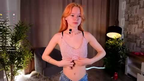 Snapshot of bridgetbottrell chatting on July 7, 2026, 1:52 am Hanna online show from July 7, 2026, 1:52 am