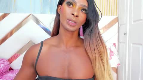 Snapshot of briggittebony chatting on December 22, 2025, 11:13 pm BIRGGITTEBONY online show from December 22, 2025, 11:13 pm