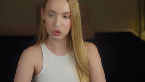 Diamonds Girls online show from September 17, 2025, 12:01 am