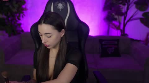 Snapshot of bright_diamonds_054 chatting on February 23, 2026, 8:33 am Diamonds Girls online show from February 23, 2026, 8:33 am