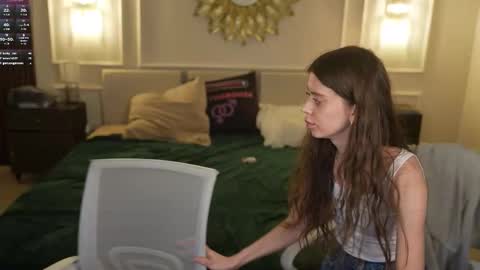 Snapshot of bright_diamonds_054 chatting on February 24, 2026, 8:51 pm Diamonds Girls online show from February 24, 2026, 8:51 pm