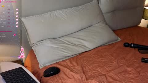 Amina Adelina online show from October 20, 2025, 12:22 am