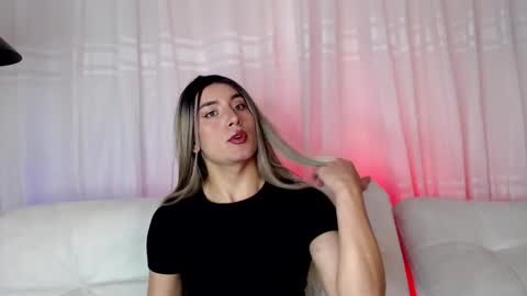 Snapshot of brihanna19 chatting on February 24, 2026, 12:25 pm Brihanna online show from February 24, 2026, 12:25 pm