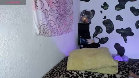 bri online show from November 28, 2025, 6:10 pm