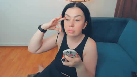 brilliantegirl_ online show from May 27, 2026, 8:33 am