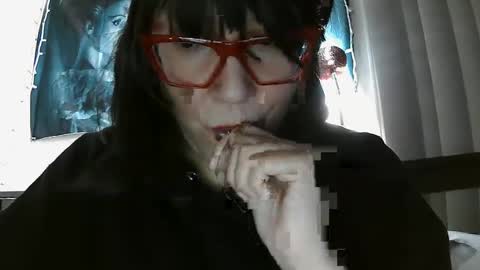 Snapshot of brina_moon chatting on January 2, 2025, 6:40 am Brina Moon online show from January 2, 2025, 6:40 am