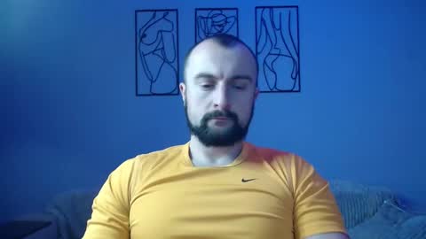 brindlefly69 online show from December 30, 2024, 11:37 am