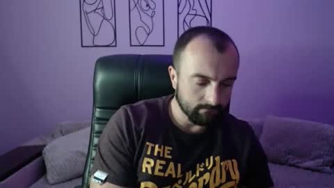 brindlefly69 online show from September 10, 2025, 11:21 am