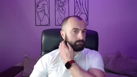 brindlefly69 online show from October 30, 2025, 12:28 pm