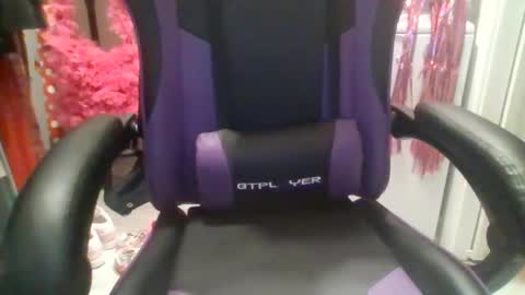 Snapshot of briny2021 chatting on January 10, 2025, 10:39 am Briny online show from January 10, 2025, 10:39 am