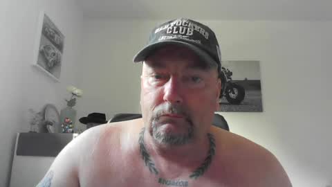 Brisco schner Schwanz online show from July 4, 2026, 6:08 am