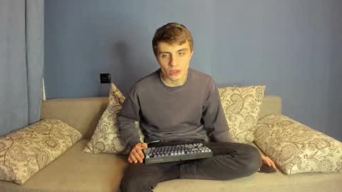 bristlebback online show from November 28, 2025, 3:14 pm