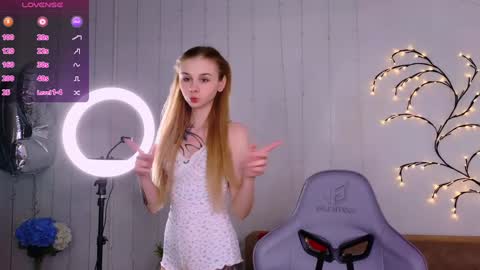 Britney online show from January 8, 2025, 8:39 pm