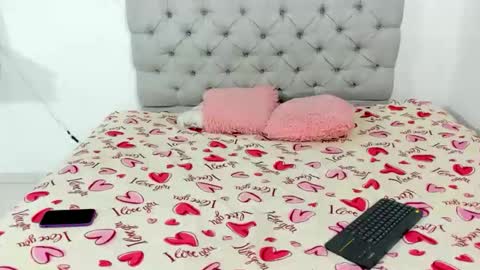 Snapshot of britney_tovar chatting on December 16, 2025, 3:55 am Jessica online show from December 16, 2025, 3:55 am