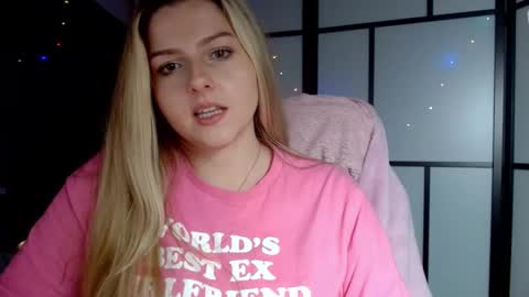 BritneyGlow online show from December 7, 2024, 7:43 pm