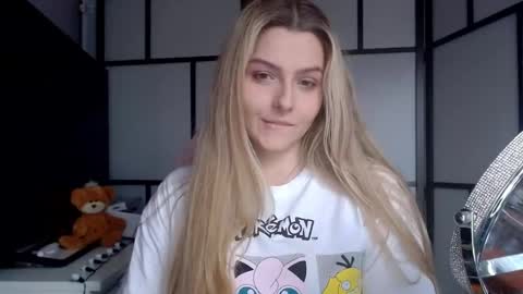 BritneyGlow online show from December 9, 2024, 8:22 am