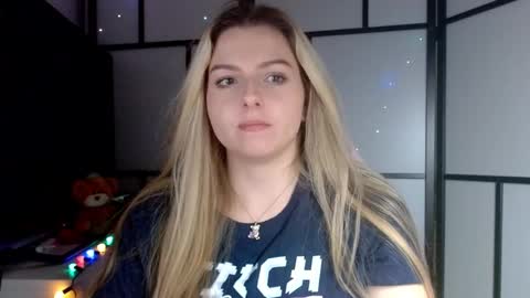 BritneyGlow online show from December 10, 2024, 7:22 pm