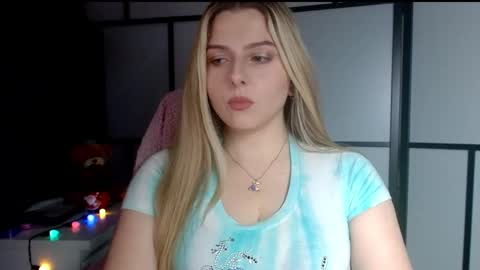 BritneyGlow online show from December 15, 2024, 3:42 pm