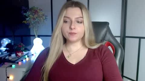 BritneyGlow online show from December 16, 2024, 9:31 pm