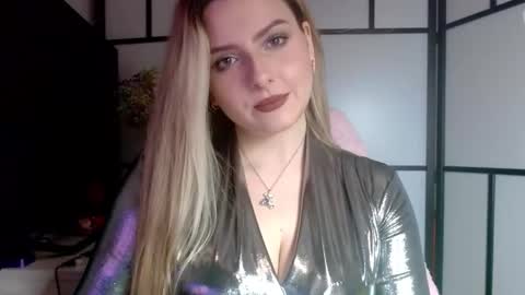 BritneyGlow online show from December 31, 2024, 3:31 pm