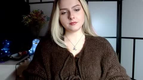 BritneyGlow online show from January 22, 2025, 5:28 pm