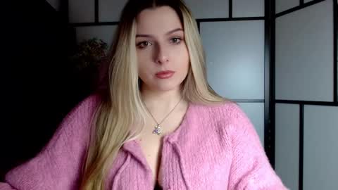 BritneyGlow online show from January 23, 2025, 7:40 pm