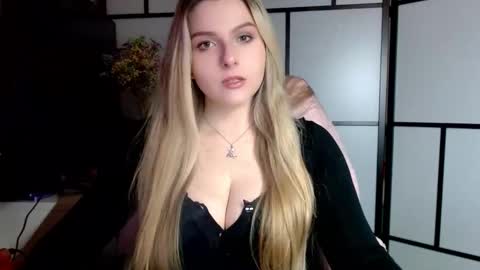 BritneyGlow online show from January 29, 2025, 1:37 am