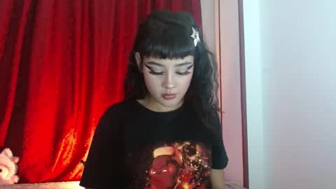 Snapshot of brittany_bubbles chatting on February 6, 2025, 2:44 am maru miaw Please help me to reach 100 thumbs up online show from February 6, 2025, 2:44 am