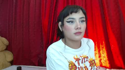 Snapshot of brittany_bubbles chatting on February 12, 2025, 4:33 pm maru miaw Please help me to reach 100 thumbs up online show from February 12, 2025, 4:33 pm