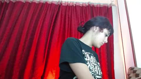 Snapshot of brittany_bubbles chatting on February 23, 2025, 1:21 pm maru miaw Please help me to reach 100 thumbs up online show from February 23, 2025, 1:21 pm