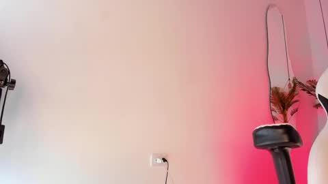   online show from February 13, 2026, 11:50 am